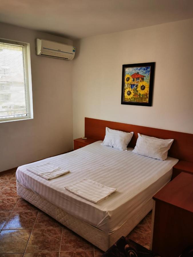 Jelezchevi Guest Rooms Primorsko Eksteriør bilde