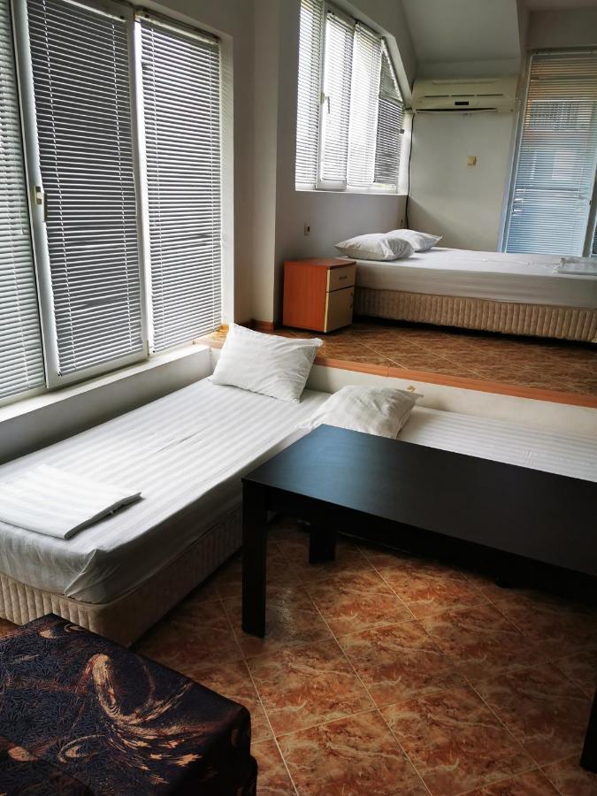 Jelezchevi Guest Rooms Primorsko Eksteriør bilde