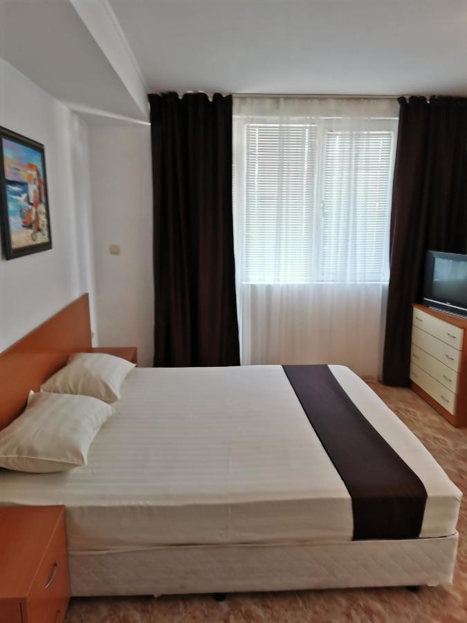 Jelezchevi Guest Rooms Primorsko Eksteriør bilde