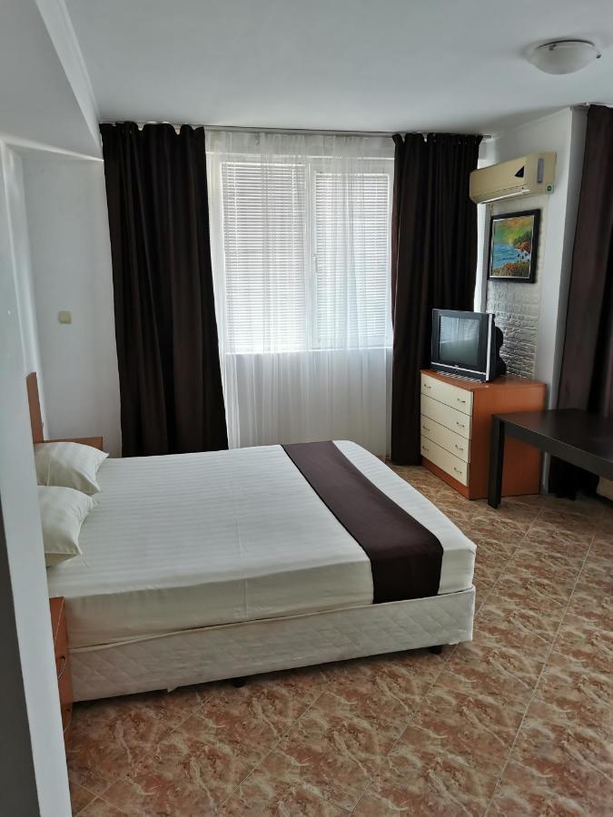 Jelezchevi Guest Rooms Primorsko Eksteriør bilde