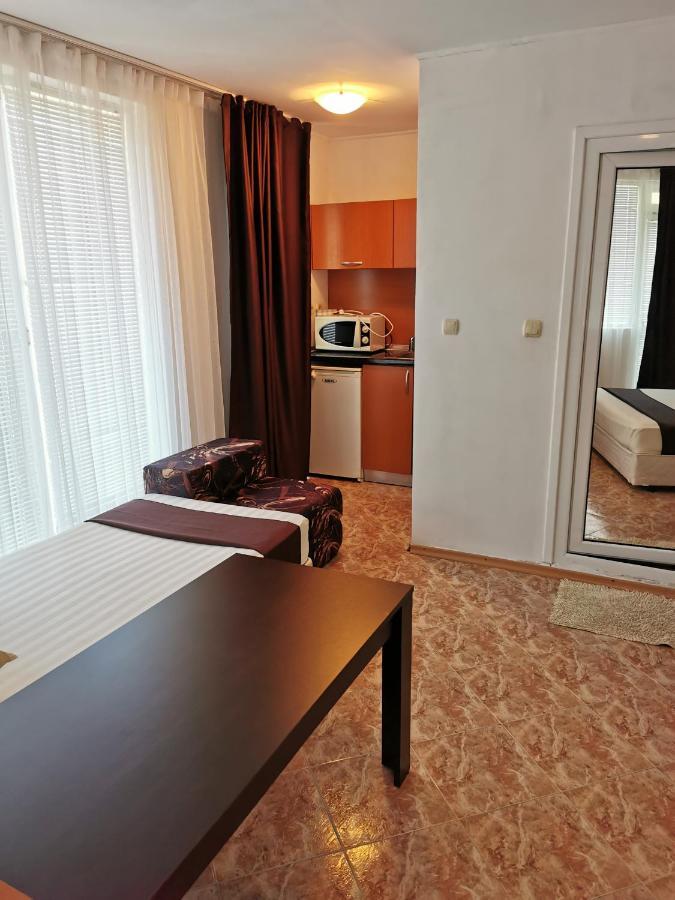 Jelezchevi Guest Rooms Primorsko Eksteriør bilde