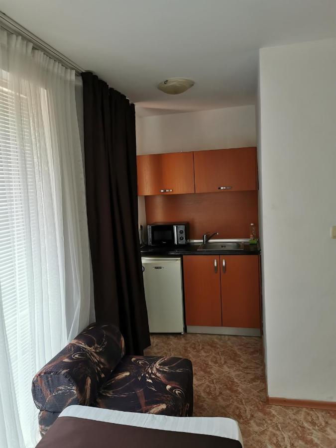 Jelezchevi Guest Rooms Primorsko Eksteriør bilde